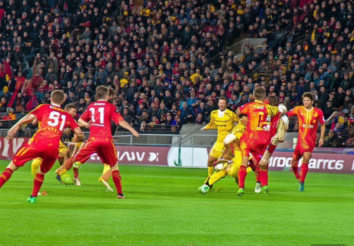 柏林联对科隆：激战战术解析与战果详析