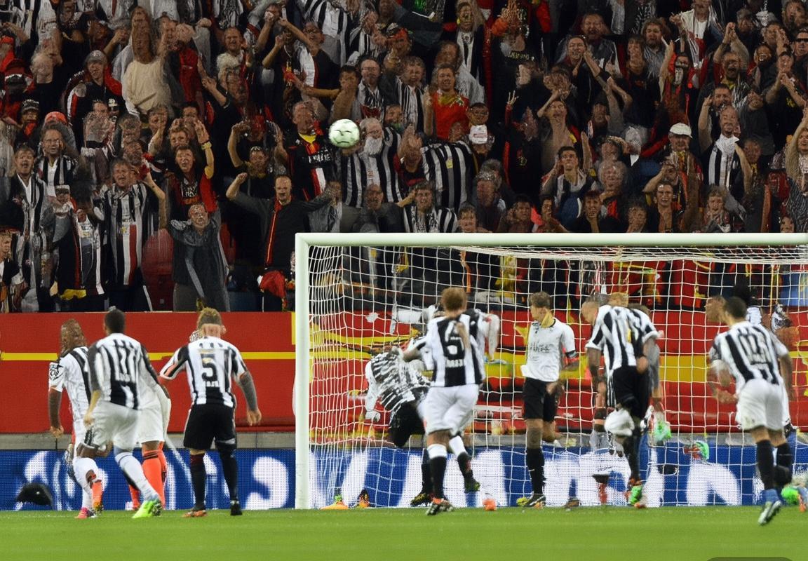 欧冠激战：巴伦西亚VS尤文图斯巅峰对决回顾与展望(图2)